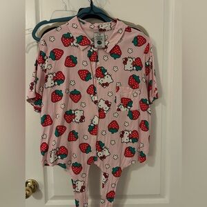 Hello Kitty women’s top